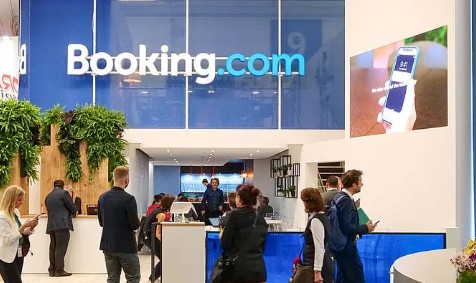 LGBTQ+ Travel Confidence